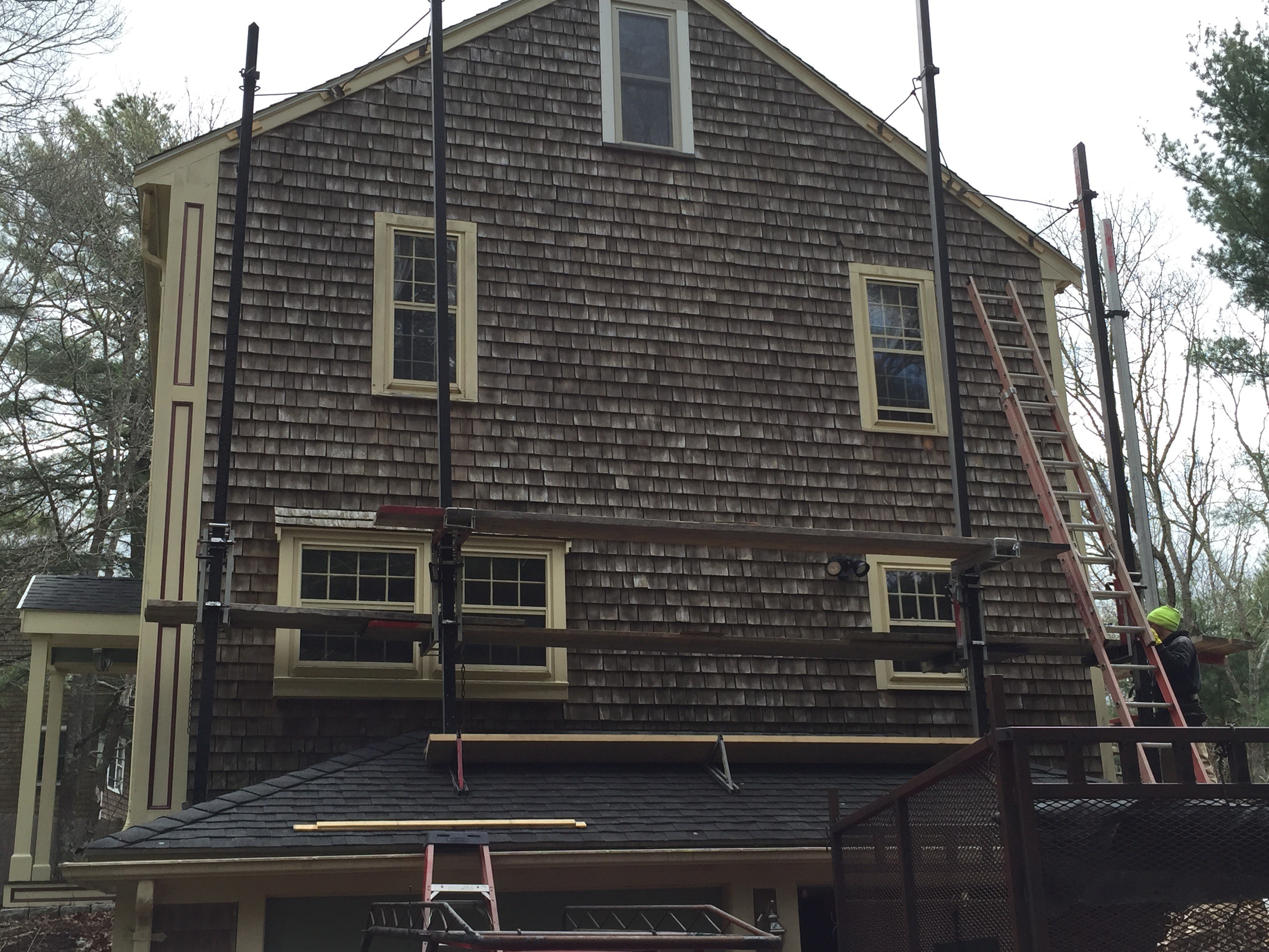 Manomet roofing and siding